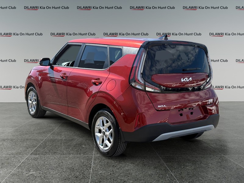 2023 Kia Soul EX  / LOW KM/ OFF LEASE/ CAR PLAY/ CAM
