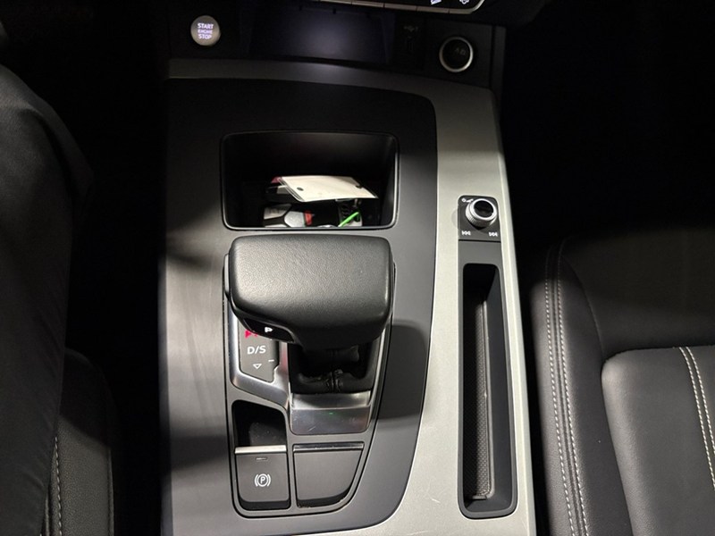 2024 Audi Q5 Komfort 45 TFSI quattro/ CAR PLAY/ BLIND SPOT