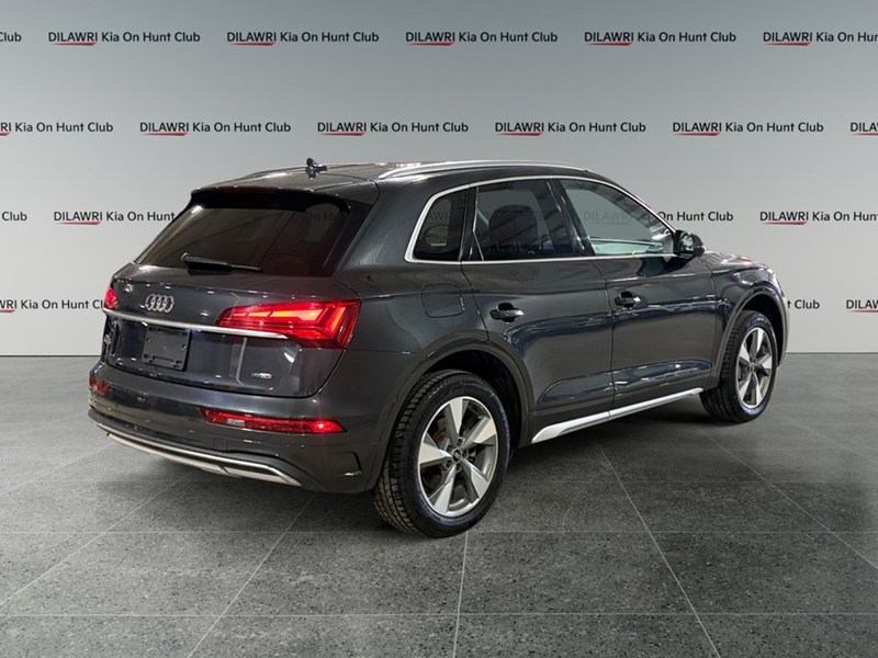 2024 Audi Q5 Komfort 45 TFSI quattro/ CAR PLAY/ BLIND SPOT