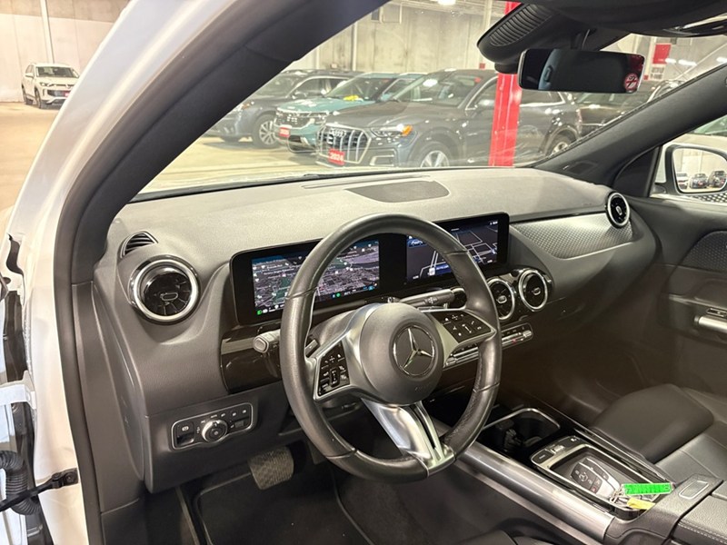 2026 Mercedes-Benz GLA 250 GLA 250 AWD I PANO ROOFI MBUX NAVI PARK ASSIST I