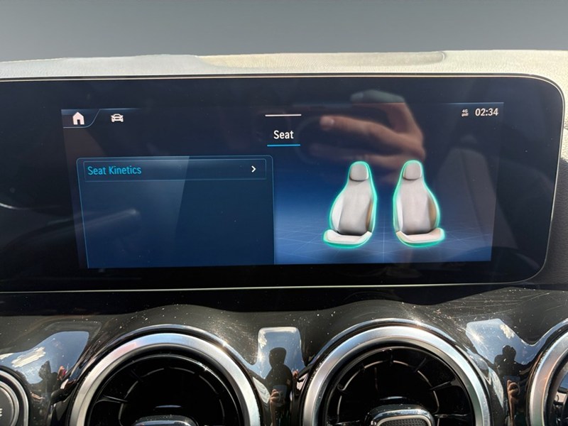 2026 Mercedes-Benz GLA 250 GLA 250 AWD I PANO ROOFI MBUX NAVI PARK ASSIST I