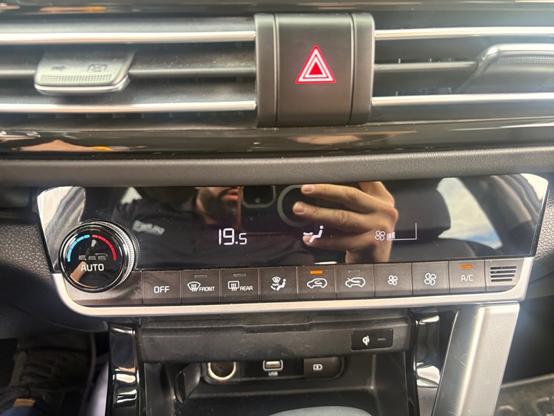 2023 Kia Seltos SX Turbo AWD-OFF LEASE- HEADS UP DISPLY-LEATHER-