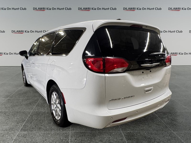 2024 Chrysler Grand Caravan SXT WITH SAFETY TEC PKG.