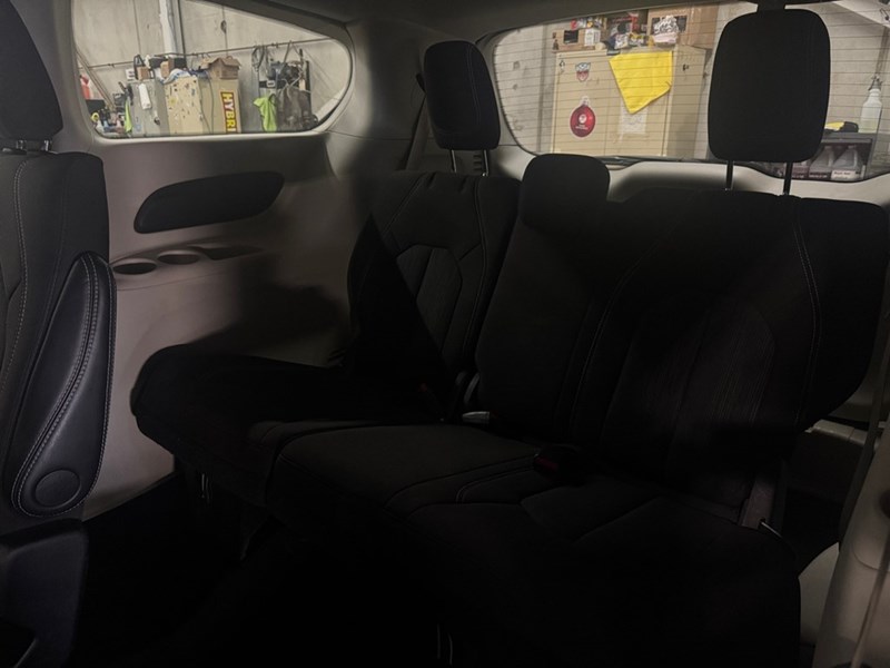 2024 Chrysler Grand Caravan SXT WITH SAFETY TEC PKG.