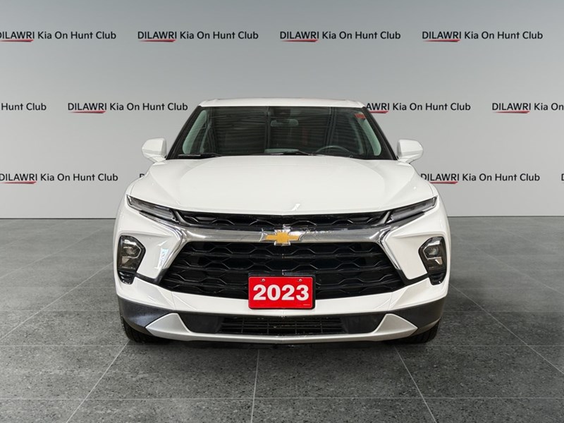 2023 Chevrolet Blazer AWD 4dr LT