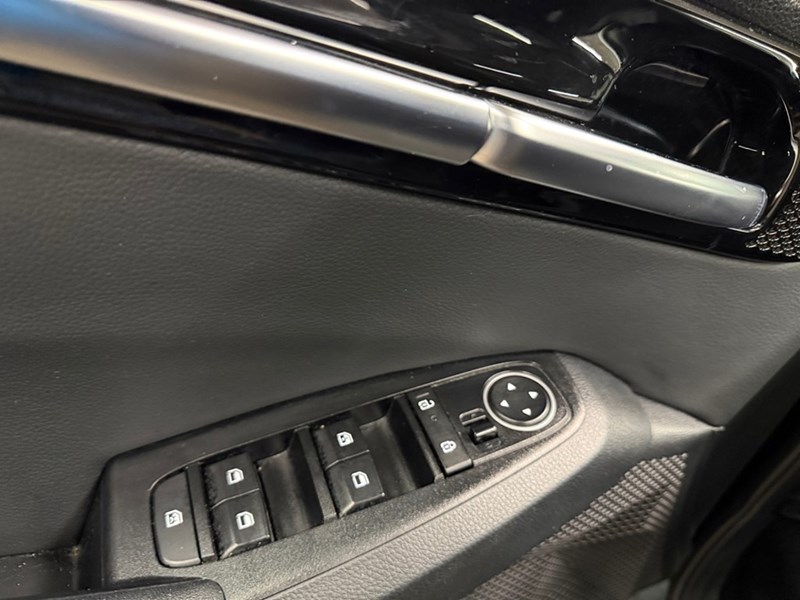 2025 Kia Seltos EX AWD