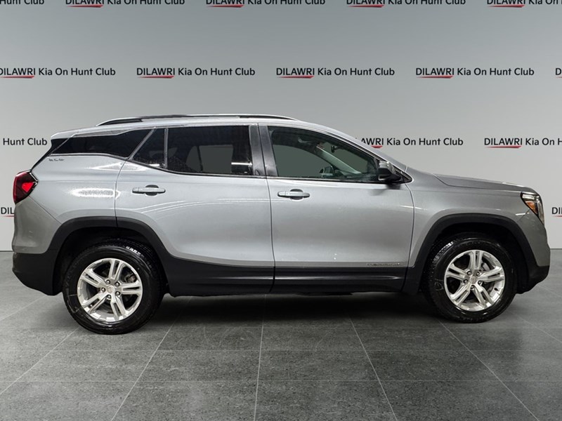 2023 GMC Terrain AWD 4dr SLE