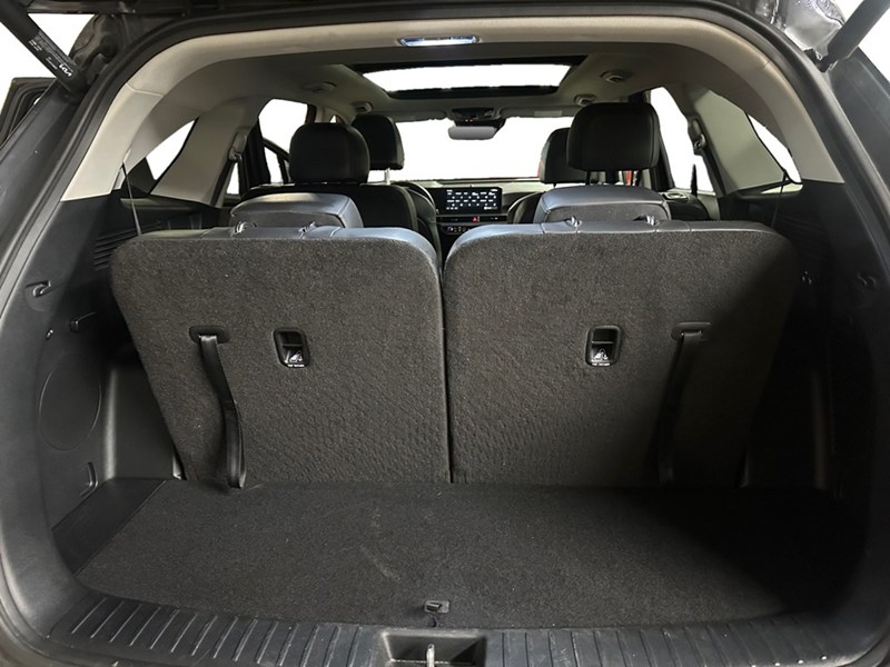 2025 Kia Sorento X-LINE AWD/ PANO ROOF/ LEATHER/ NAV/ CAR PLAY