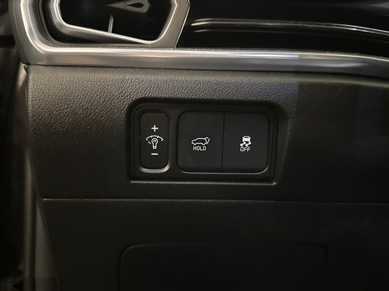 2025 Kia Sorento X-LINE AWD/ PANO ROOF/ LEATHER/ NAV/ CAR PLAY