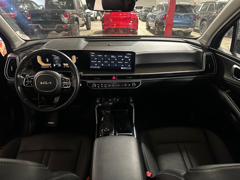 2025 Kia Sorento X-LINE AWD/ PANO ROOF/ LEATHER/ NAV/ CAR PLAY