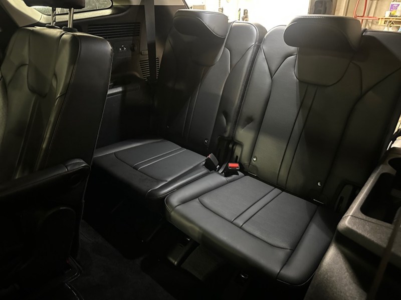 2025 Kia Sorento X-LINE AWD/ PANO ROOF/ LEATHER/ NAV/ CAR PLAY