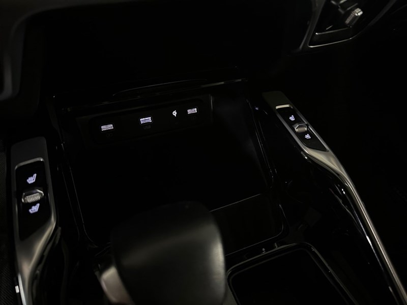 2021 Kia Sorento SX AWD w/Burgundy Leather