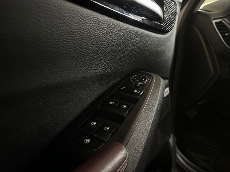 2022 Kia Seltos SX Turbo AWD