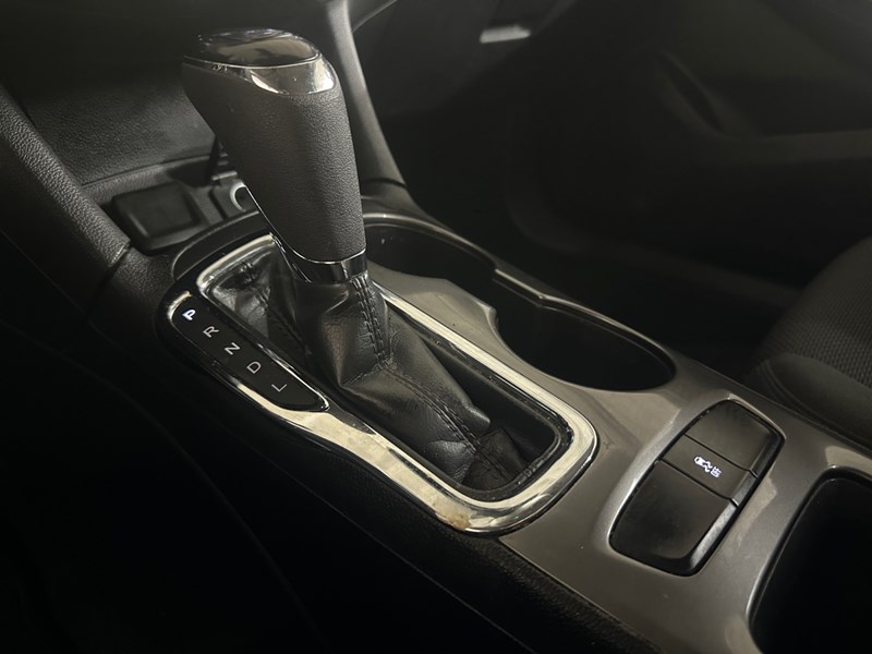 2018 Chevrolet Cruze 4dr HB 1.4L LT w/1SD