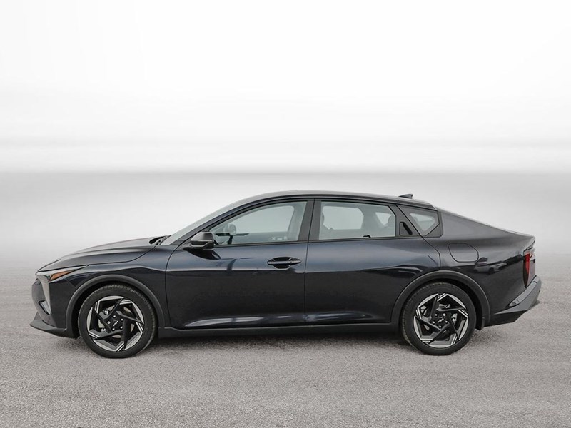 2025 Kia K4 EX FWD