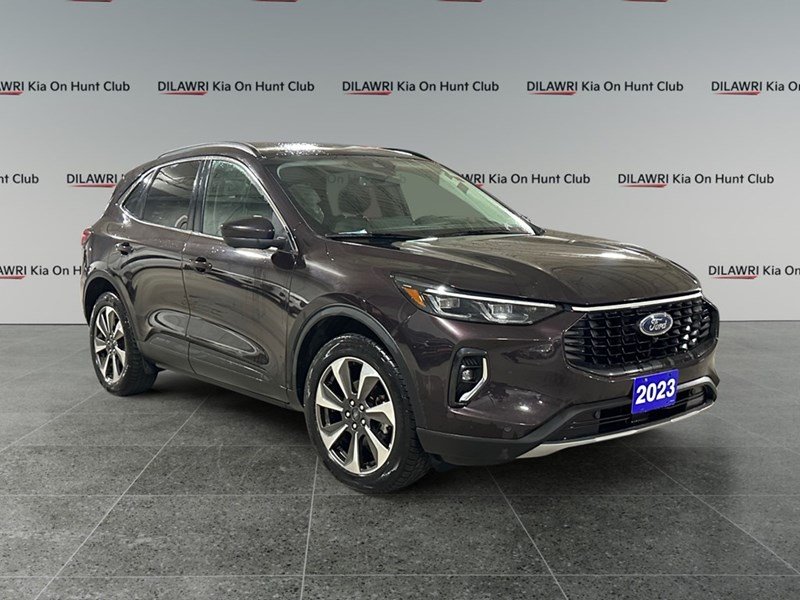 2023 Ford Escape Platinum AWD
