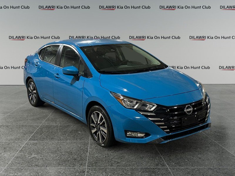2025 Nissan Versa SV CVT