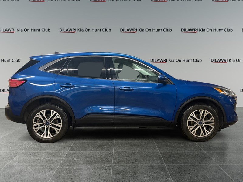 2022 Ford Escape SEL AWD