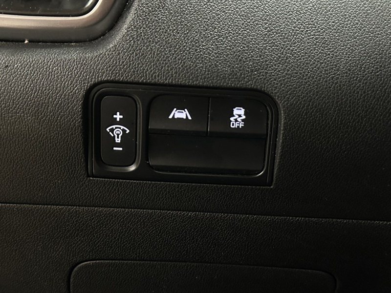 2021 Kia Sorento X-Line AWD I Car Play I 6 Passenger I Blind Spot