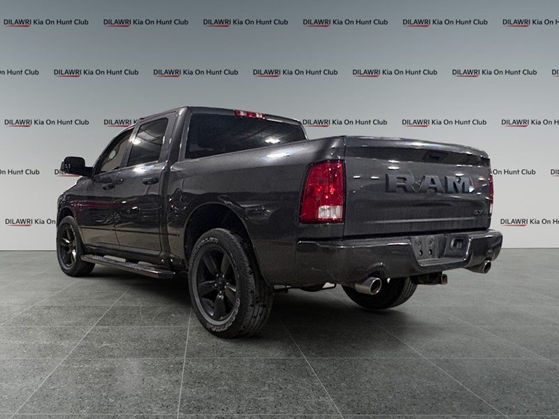 2021 RAM 1500 Classic Express 5.7L Hemi