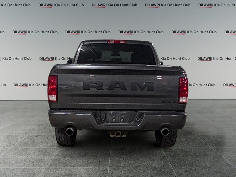 2021 RAM 1500 Classic Express 5.7L Hemi