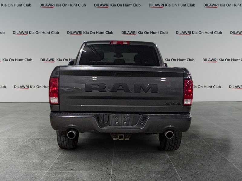 2021 RAM 1500 Classic Express 5.7L Hemi