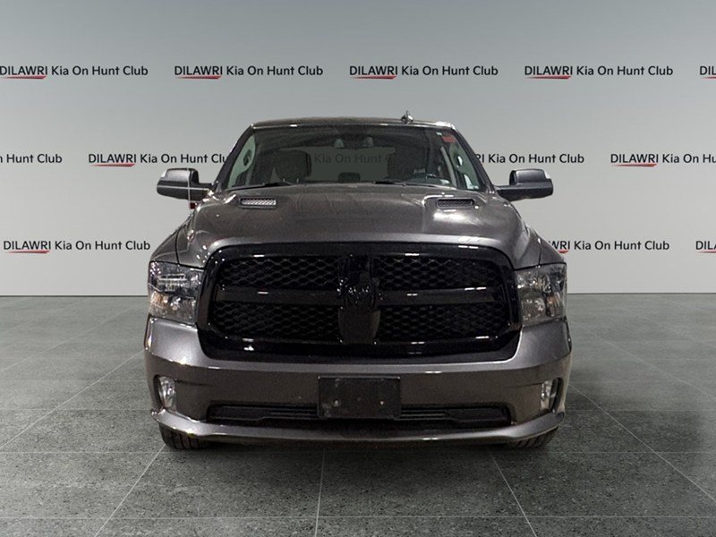 2021 RAM 1500 Classic Express 5.7L Hemi