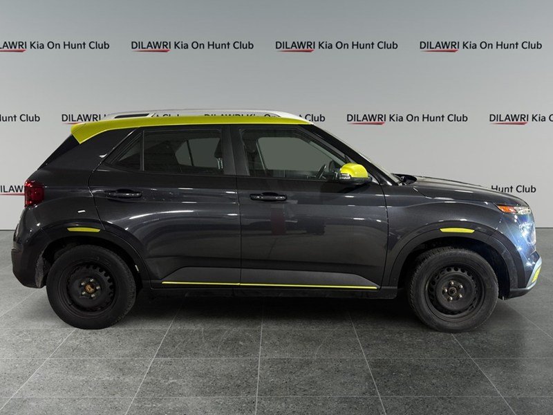 2021 Hyundai Venue Preferred IVT w/Two-Tone