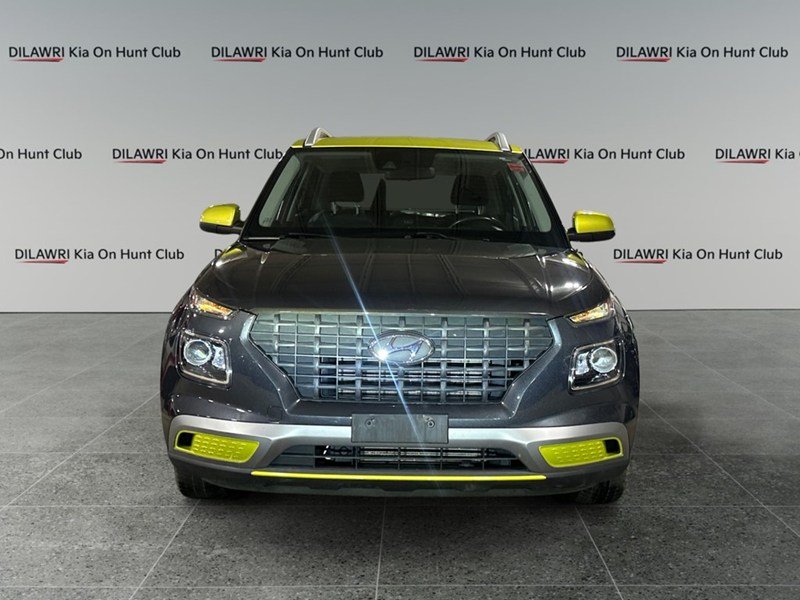 2021 Hyundai Venue Preferred IVT w/Two-Tone