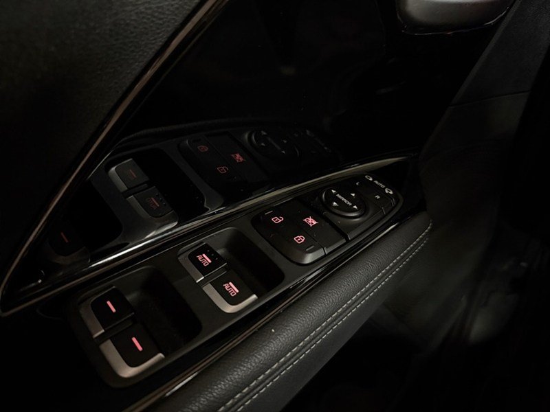 2022 Kia Niro Special Edition I BLIND SPOT I SUNROOF I CAR PLAYI
