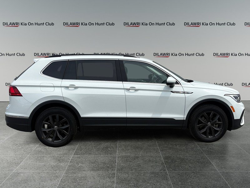 2024 Volkswagen Tiguan Comfortline i CAR PLAY I LEATHERI LANE KEEPI