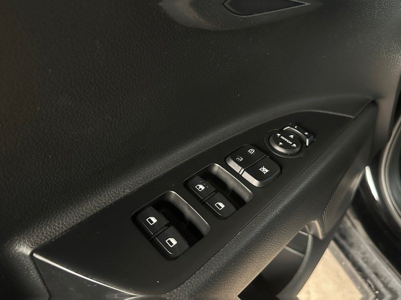 2023 Kia Rio LX+ IVT