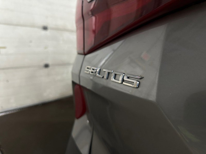 2021 Kia Seltos LX AWD