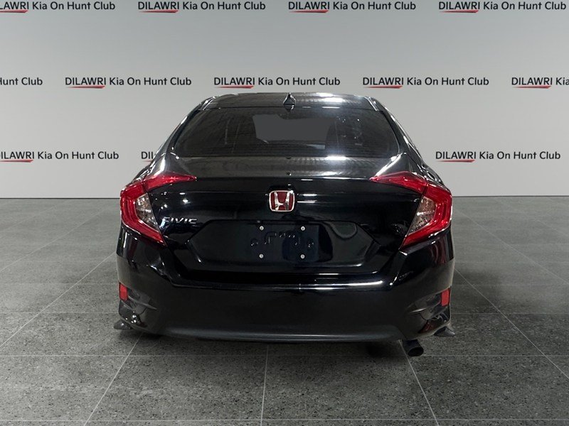 2016 Honda Civic 4dr CVT LX