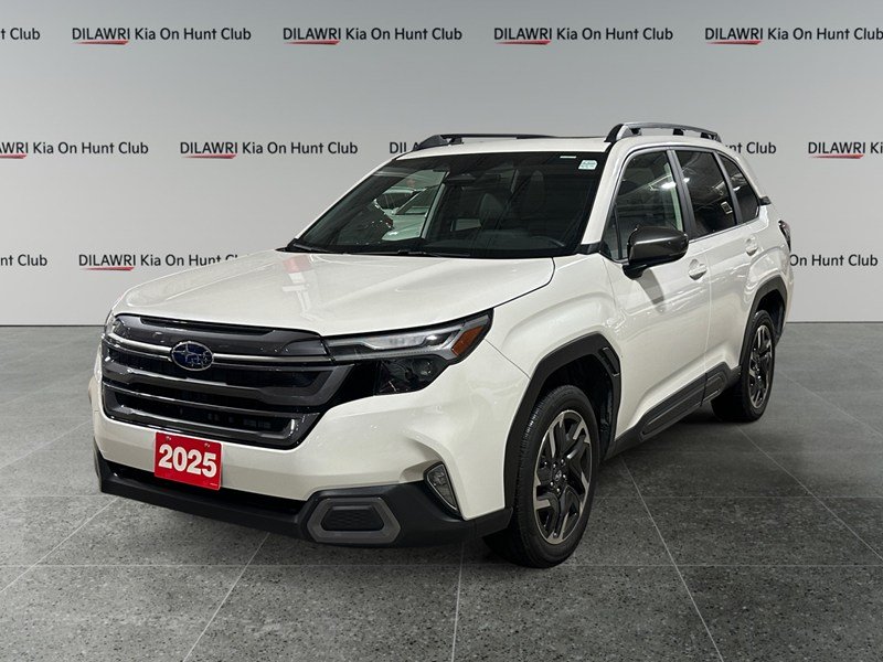 2025 Subaru Forester Limited AWD/ EYE SIGHT /  NAV/ LEATHER/ ROOF