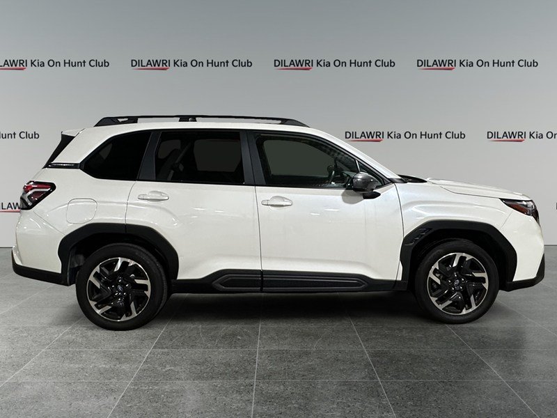 2025 Subaru Forester Limited AWD/ EYE SIGHT /  NAV/ LEATHER/ ROOF