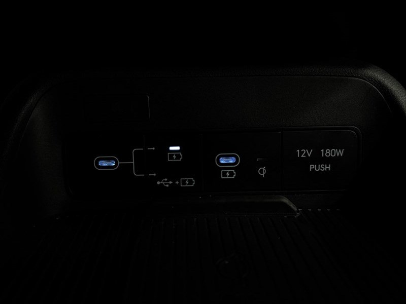 2024 Hyundai Kona 2.0L Preferred AWD Leather,Sunroof