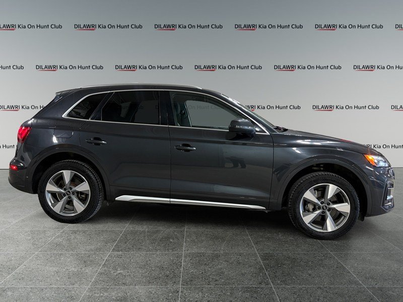 2024 Audi Q5 Komfort 45 TFSI quattro/ CAR PLAY/ BLIND SPOT