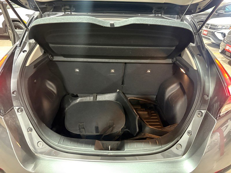 2018 Nissan LEAF SL Hatchback