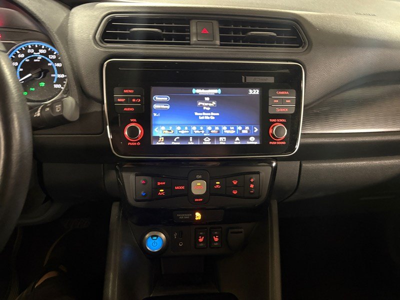 2018 Nissan LEAF SL Hatchback