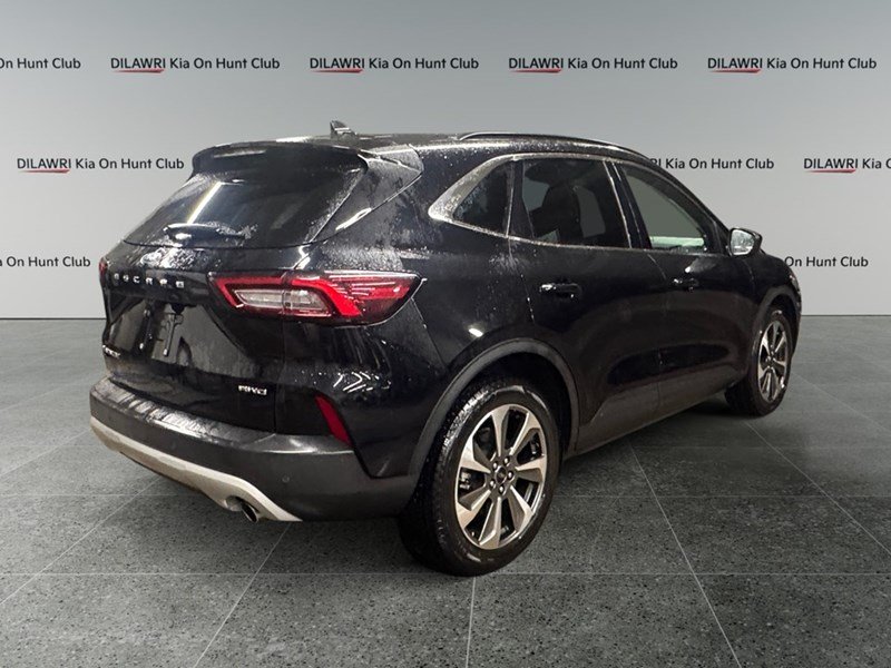 2023 Ford Escape Platinum AWD