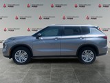 2024 Mitsubishi Outlander SE image 2