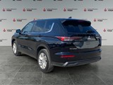 2025 Mitsubishi Outlander ES image 3