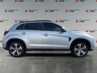 2022 Mitsubishi RVR SE AWC