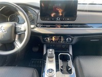 2025 Mitsubishi Outlander ES S-AWC