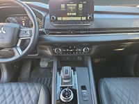 2024 Mitsubishi Outlander SEL S-AWC