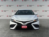 2024 Toyota Camry SE Auto
