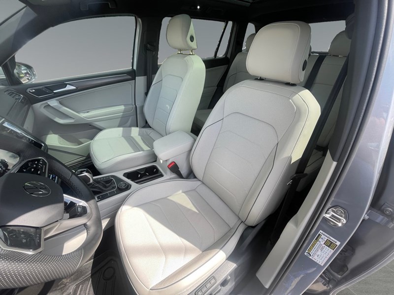 2024 Volkswagen Tiguan Highline R-Line 4MOTION