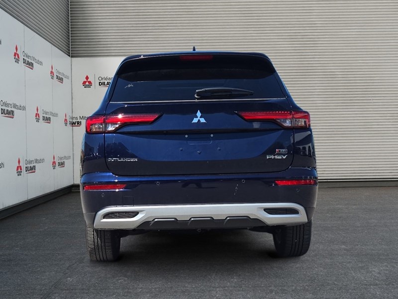 2025 Mitsubishi Outlander Plug-In Hybrid SE S-AWC