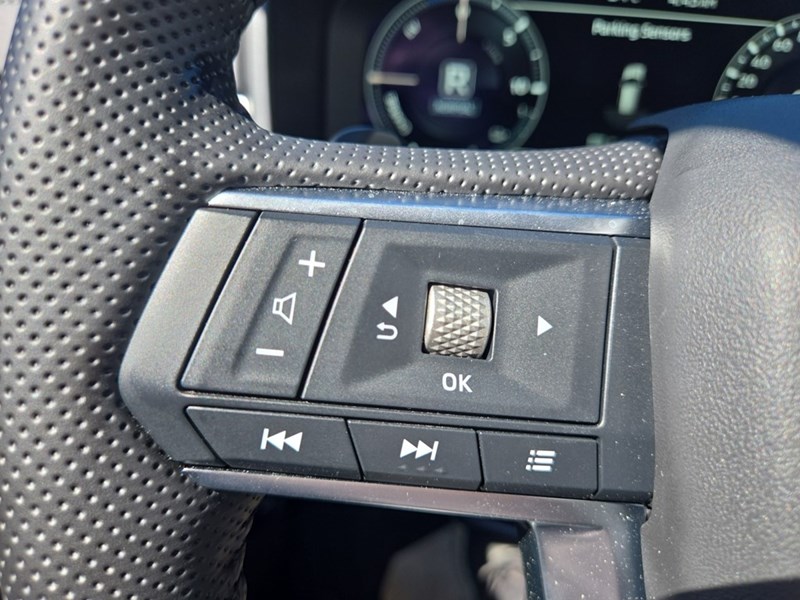 2025 Mitsubishi Outlander Plug-In Hybrid SE S-AWC